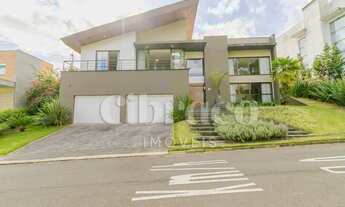 Imagem: Casa no Mossunguê, de 675,00m², com 4