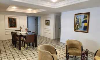 Imagem 6: 4 quartos sendo 2 suítes próximo a praça de Casa Forte - Recife - PE