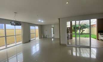 Imagem 2: Casa linear tres quartos com tres suites