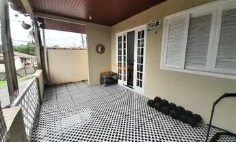 Imagem 3: Excelente casa com 5 quartos, sendo 2 suítes, 1 sala espaçosa, 3 banheiros, 2 vagas de ga