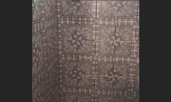 Imagem: ALUGA-SE BARRACO DE FUNDOS