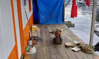 Imagem: Vende-se esse flutuante