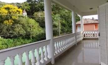 Imagem 4: Quitandinha - Salão. 05 Suítes. Casa Hóspedes. Terreno 1.350 m² planos