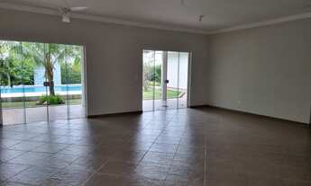 Imagem 7: Casa de condomínio, 380 metros, 4 quartos, 1 suíte, piscina, área gourmet