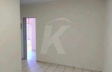 Imagem 7: Casa de fundos com 2 quartos, sala, cozinha, banheiro, área de serviço