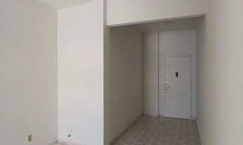 Imagem 2: Apartamento de Frente com Sol da Manhã e Ampla Sala para Dois Ambientes