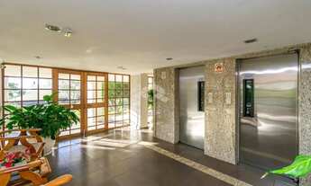 Imagem 5: Apartamento 2 Dormitórios com Vaga de Garagem no bairro Medianeira em Porto Alegre/RS