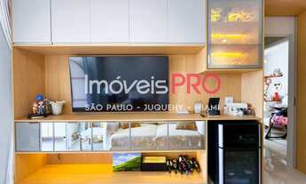 Imagem 3: Apartamento de 65m² totalmente reformado, com 2 suítes e uma vaga