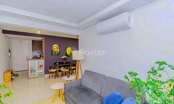 Imagem 2: Imóvel para venda tem 65 metros quadrados com 2 quartos em Santana - Porto Alegre - RS