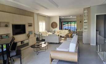 Imagem 2: Casa à venda em condomínio 3 suítes Butiatuvinha