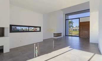 Imagem 7: Casa com fachada imponente no Reserva das Águas