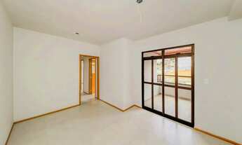 Imagem 2: Apartamento de 2 quartos com varanda e garagem para venda