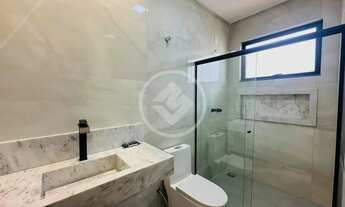 Imagem 6: Sobrado de esquina com 3 suítes e um home cinema no Condomínio do Lago. codigo: 121360