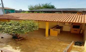 Imagem: Casa à venda 3 dormitórios no Jd. Nova