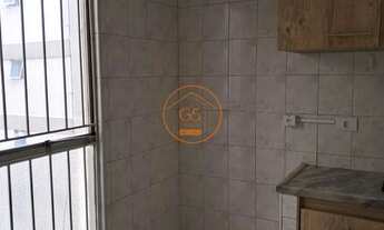 Imagem 7: Aluga-se apto com ótima localização 2 dorm, 1 garagem coberta, uma quadra da Rua do retiro