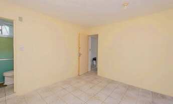 Imagem 5: Apartamento Térreo para Locação na Cohab Lindóia, 2 Suítes, Garagem Fechada, Pátio Privati