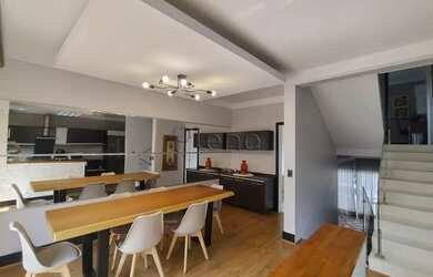 Imagem 2: Casa à venda em Campinas, Parque Rural Fazenda Santa Cândida, com 3 suítes, com 210 m²