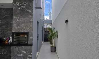 Imagem 5: *Uma Oportunidade Incrível: Casa de Alto Padrão Disponível para Venda!*