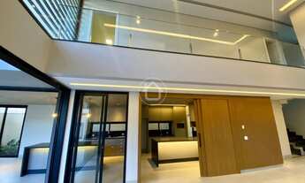 Imagem 5: SOBRADO FRENTE ÁREA DE LAZER