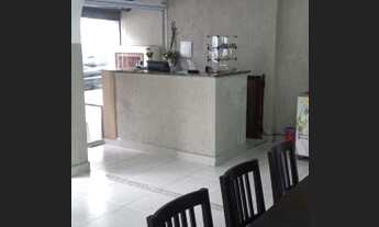 Imagem 5: Restaurante movimentado