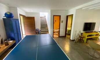 Imagem 4: Casa de condomínio térrea para venda tem 469 metros quadrados com 7 quartos