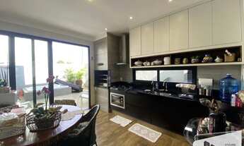 Imagem 5: Casa de condomínio para venda tem 198 metros quadrados com 3 quartos