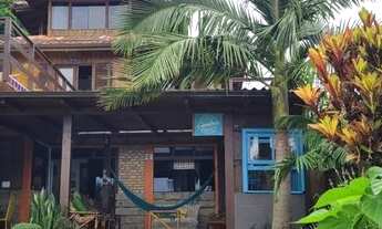 Imagem 2: Linda Casa Localizada no bairro Gamboa, a 800 m da Praia, em Garopaba!