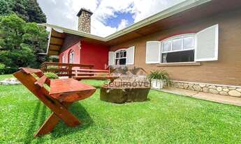 Imagem 2: Casa em Campos do Jordão à venda - Casa térrea com 04 dormitórios na região do alto da Vil