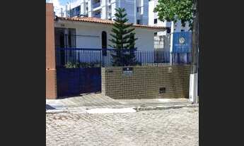 Imagem 3: Casa para venda possui 250 metros quadrados com 5 quartos em Barro Vermelho - Natal - RN