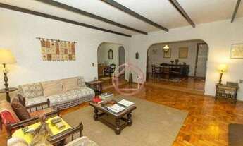 Imagem 2: Casa / 3 Dormitórios / 1 Suíte / 2 Vagas / Três Figueiras / Porto Alegre