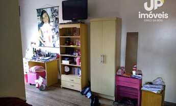 Imagem 4: Casa com 3 dormitórios à venda por R$ 830.000 no Areal em Pelotas/RS