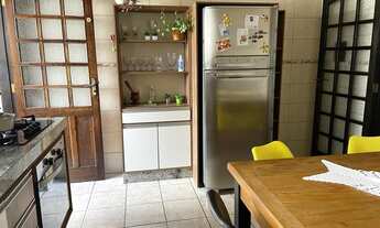 Imagem 5: Casa para venda possui 220 metros quadrados com 3 quartos em Mogi Moderno - Mogi das Cruze