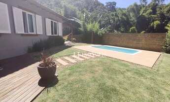 Imagem 2: Casa com 4 dormitórios à venda por R$ 800.000,00 - Pedro do Rio - Petrópolis/RJ