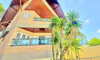 Imagem 3: Condomínio Fechado, Sobrado Alto padrão, 4 SUITES, 500M² DE PURO CHARME