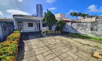 Imagem: Casa à venda 3 quartos, sendo 2 suítes