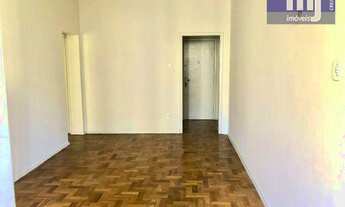 Imagem 2: Apartamento com 2 dormitórios para alugar, 72 m² por R$ 1.800,00/mês - Icaraí - Niterói/RJ