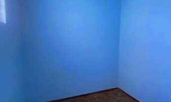 Imagem 3: Apartamento na Santo Antônio, com dois quartos, dependência de empregada, um lance de esca