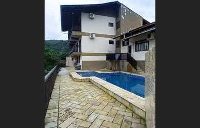 Imagem 6: 02 Casas para VENDA Apenas R$ 900.000,00 Aproximadamente 832m2 de terreno No Bairro Ponta