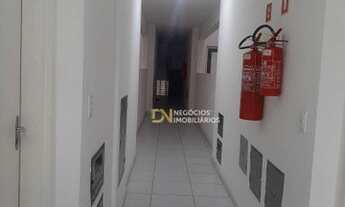 Imagem 6: Apartamento com 2 dormitórios para alugar, 55 m² por R$ 600,00/mês - Jardins - São Gonçalo