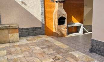 Imagem: Casa em condomínio amplo quintal