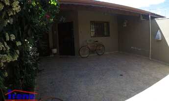 Imagem 2: Casa linda no Jd.Grandesp lado praia com três dormitórios, documentação ok para financiame