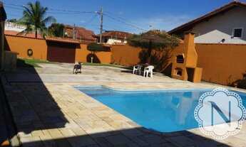 Imagem 4: Casa com amplo quintal e piscina à venda no Grandesp - Itanhaém SP
