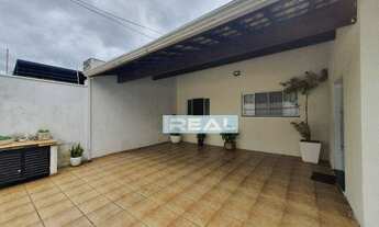 Imagem 4: Ótima casa c/ 03 dormitórios sendo 01 suíte e edícula c/ 01 quarto e banheiro privativo