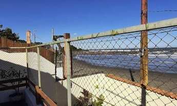 Imagem 4: Casa em frente à praia