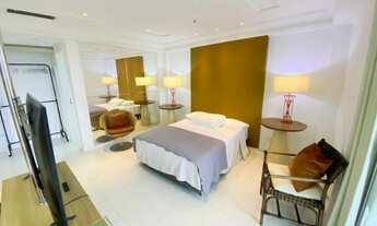 Imagem 3: Suíte com varanda para temporada no Mediterrâneo Flat Barra