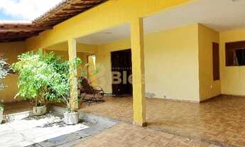 Imagem: Casa à venda, 4 dormitórios com 2 suítes