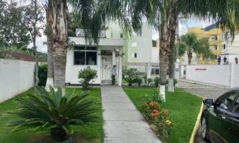 Imagem 4: Apartamento para venda possui 52 metros quadrados com 2 quartos em Sertão do Maruim - São