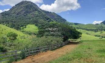 Imagem: LINDA ÁREA COM VISTA EXUBERANTE PARA PEDRA
