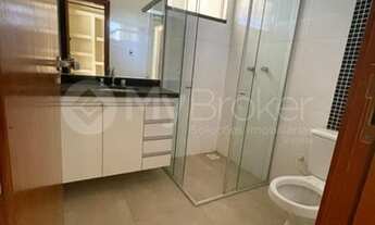 Imagem 5: Sobrado para venda possui 202 metros quadrados com 3 quartos em Jardim Vitória - Goiânia