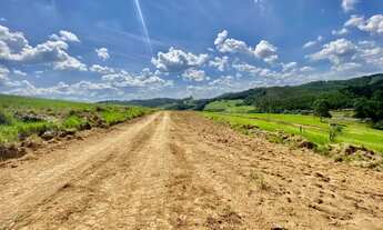 Imagem 2: Aceito carro como entrada. (Nazaré Paulista 1V28EFN